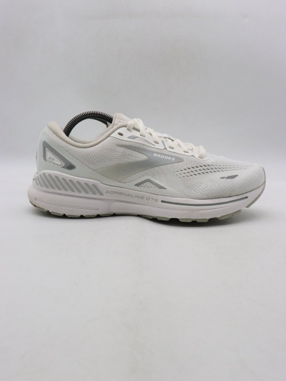 Brooks Adrenaline GTS 23 Womens 10.5 D Wide White Silver Shoes Running Sneakers